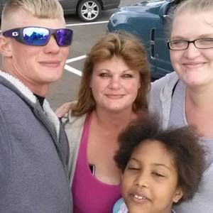 Meet your Posher, Lori